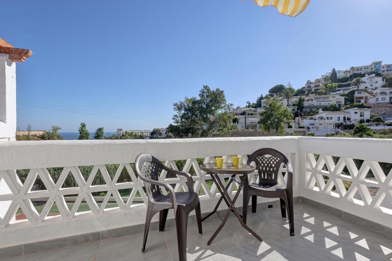 Quaint 2 Bedroom Townhouse With Pool Close To Sea! Беналмадена Екстериор снимка